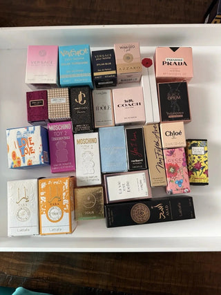 10 pcs Mix mini perfume random selection by The Mini Scent Store